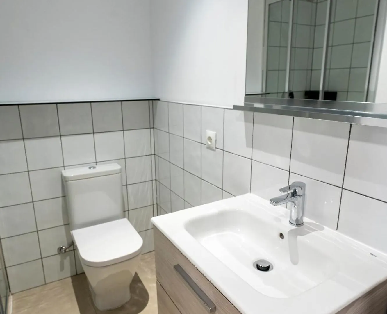 Residencia Bravo Students Granada Hotel